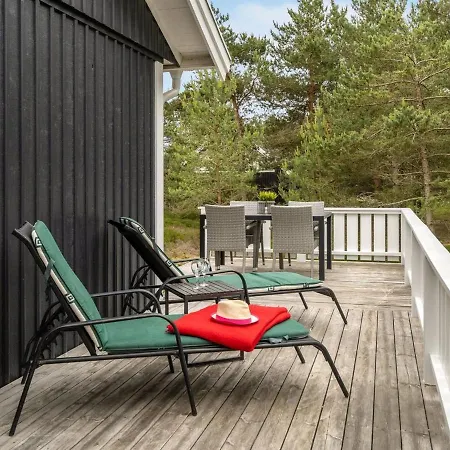 Syrine - 300m From The Sea In Ne Jutland By Interhome *