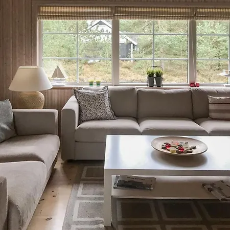 Syrine - 300m From The Sea In Ne Jutland By Interhome