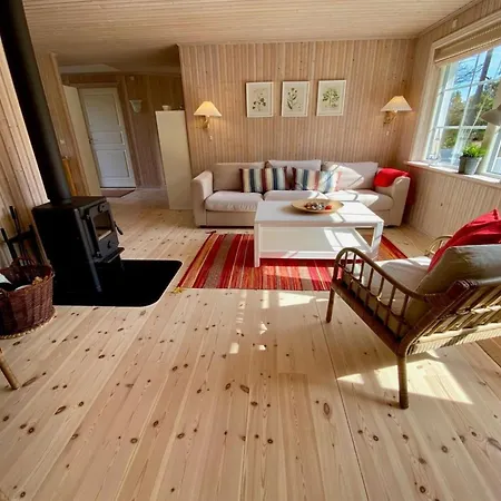Holiday home Syrine - 300m From The Sea In Ne Jutland By Interhome Laeso